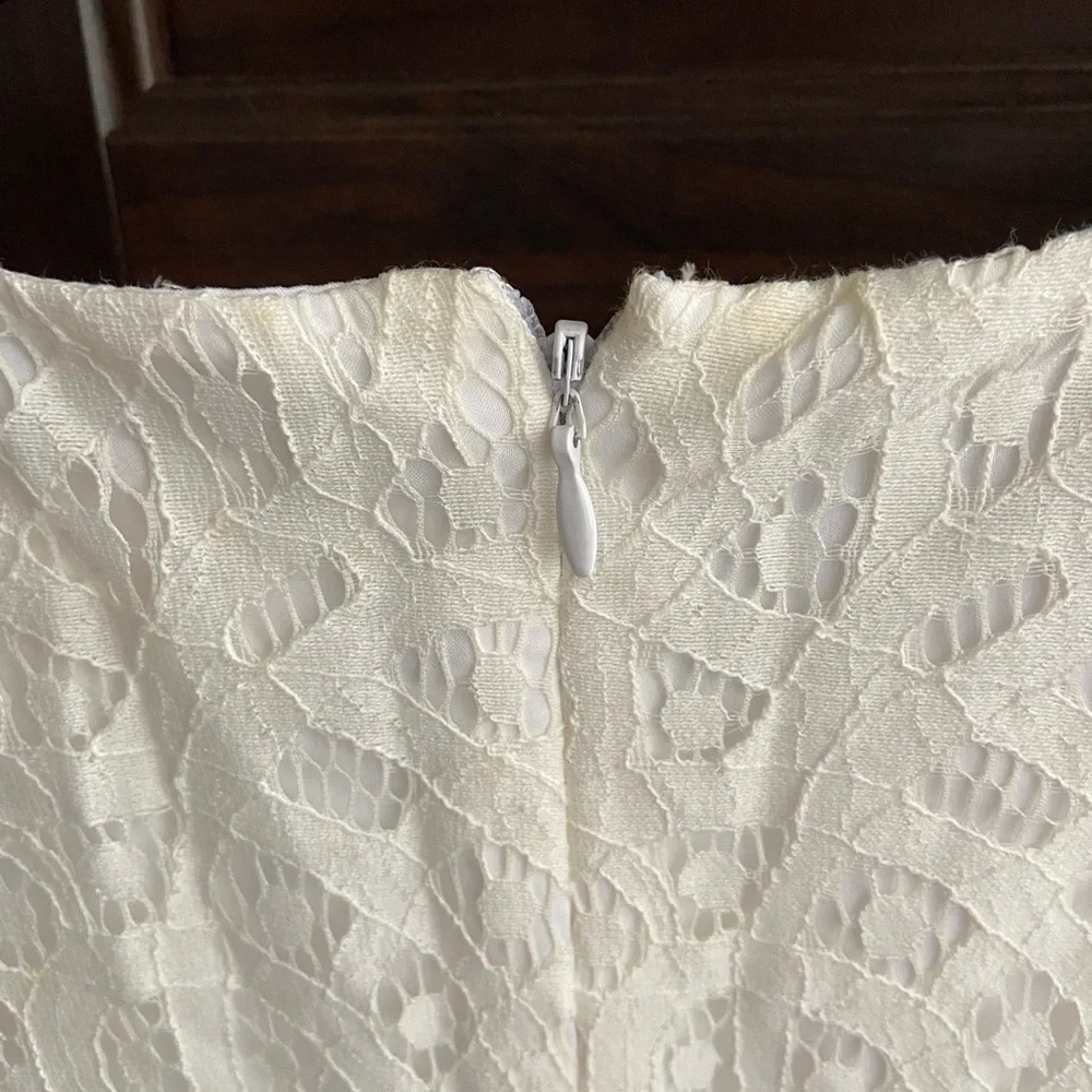 Cece dress, size 8, white w/ lace overlay - Picture 4 of 4